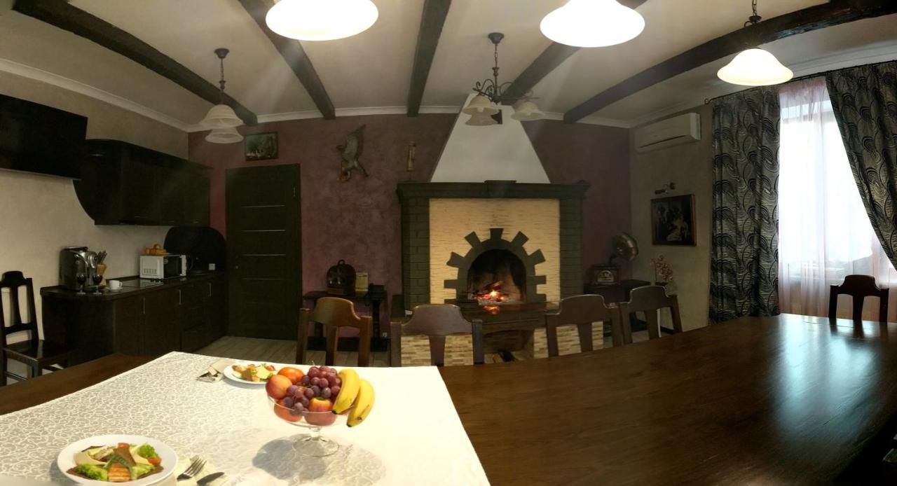 Котедж-Парк Славна Okhtyrka Dış mekan fotoğraf